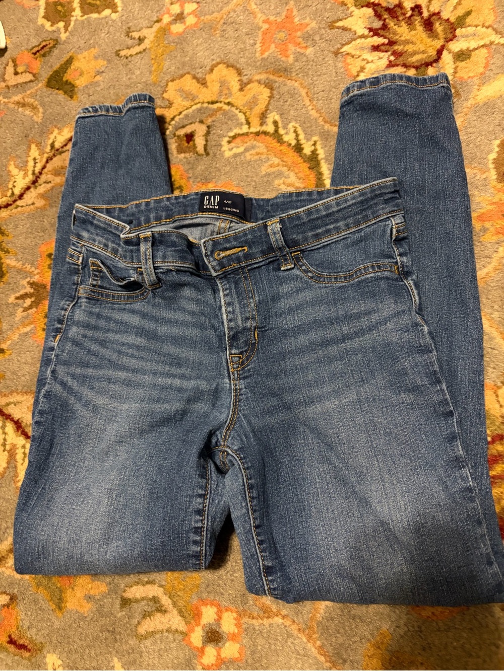 GAP Women's Skinny Jeans in Classic Blue Wash